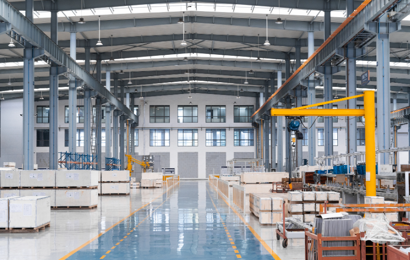 工业不锈钢管材与建材不锈钢型材的选型差异及适用场景分析